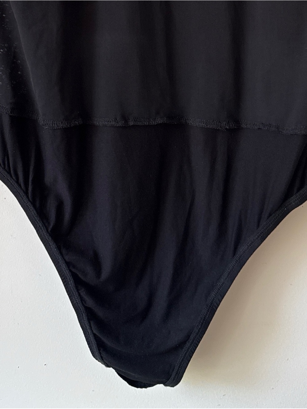 Torrid Black V-Neck Lace Bodysuit Short Sleeves
Scalloped Trim Size 1X 14/16 - Picture 13 of 16